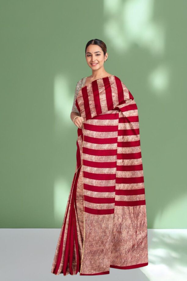 Crushed Tissue Moonga Banarasi Silk Stripe Saree - Image 2