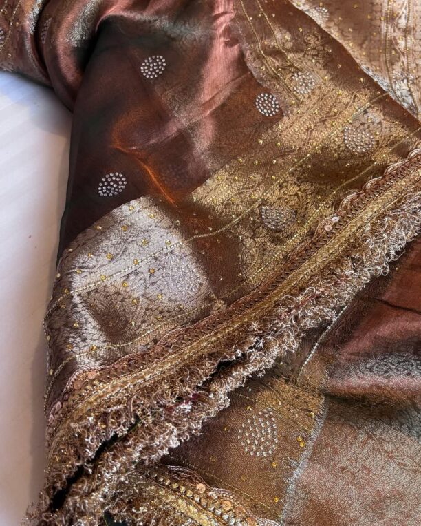 Banarasi Soft Maharani Glass Tissue Silk Saree - Image 6