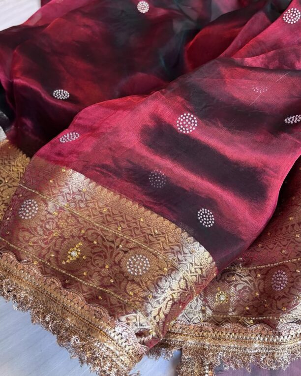 Banarasi Soft Maharani Glass Tissue Silk Saree - Image 4