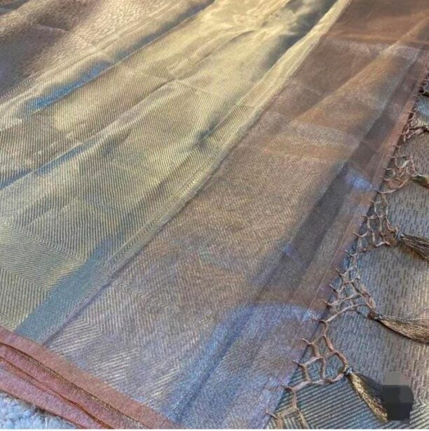 Soft Kanchi Pattu Tissue Silk Saree - Image 4