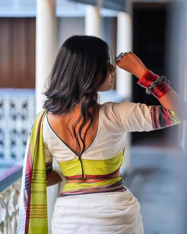 Elegant Pure Cotton Saree with Jacquard Border & Blouse Piece - Image 2